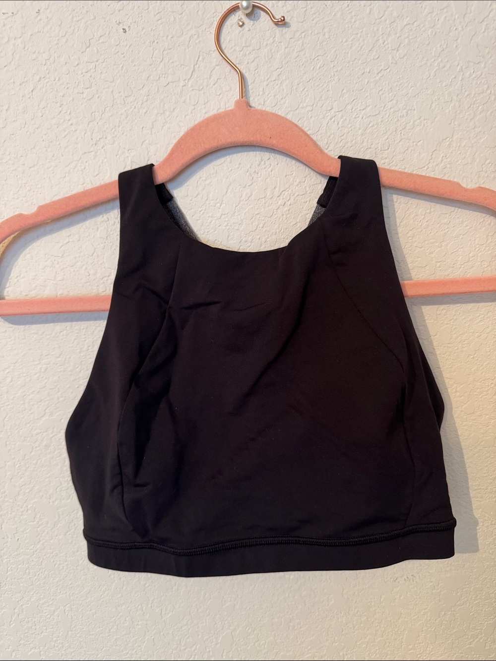 Lululemon Black Cropped High-Neck Sports Bra Top size 6